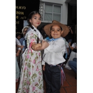 Día de la Cruz de los Milagros y el cumple del Colegio - Turno TARDE